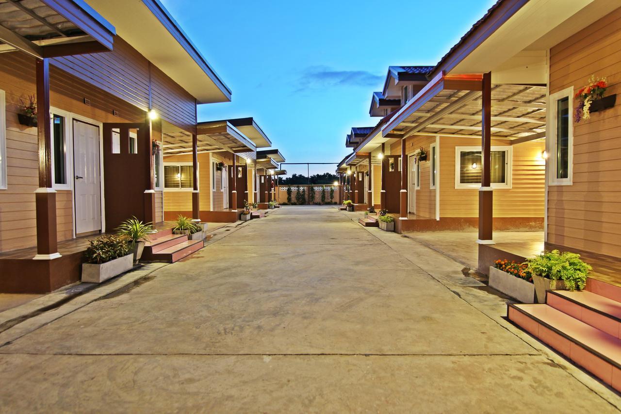Rojanavee Resort Nakhon Nayok Exterior photo