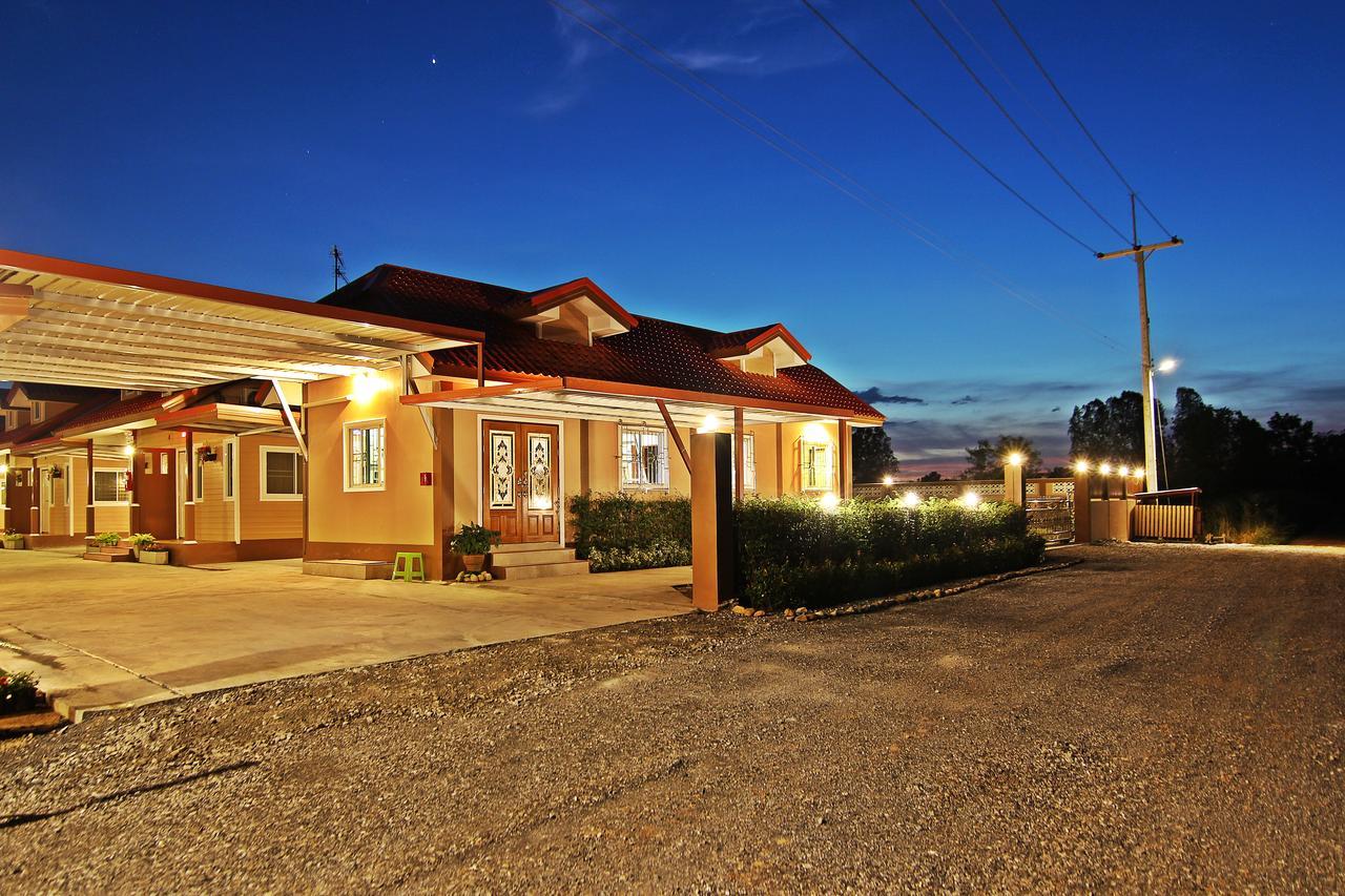 Rojanavee Resort Nakhon Nayok Exterior photo